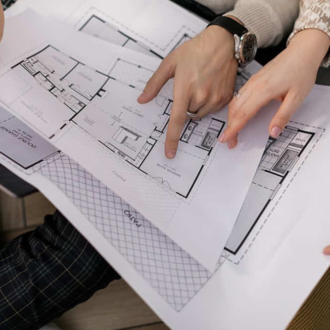 Ventajas y desventajas de comprar inmuebles sobre planos