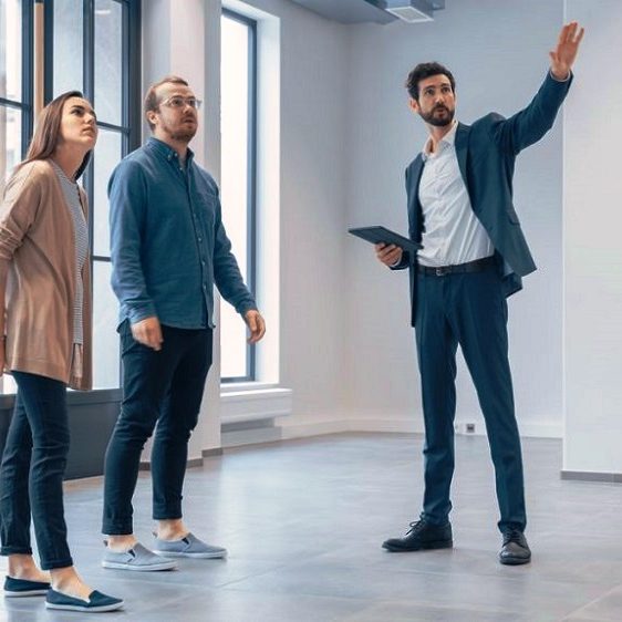 Agente inmobiliario en salou