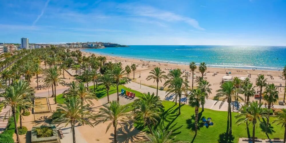 ¿Por qué invertir en Salou? Descubre las claves del éxito inmobiliario en la Costa Dorada
